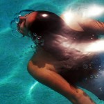 0Girlunderwater